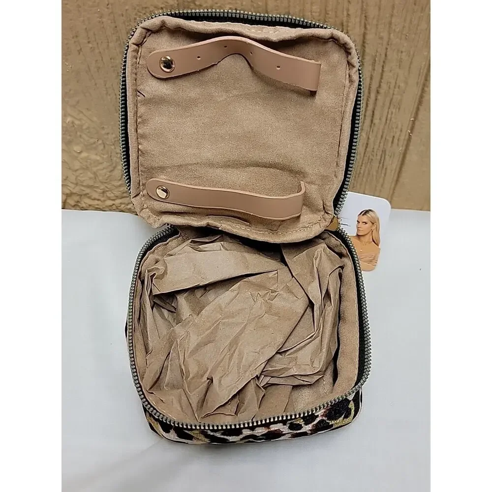 Jessica Simpson Jewelry Organizer Leopard Print Single Compartment Brown